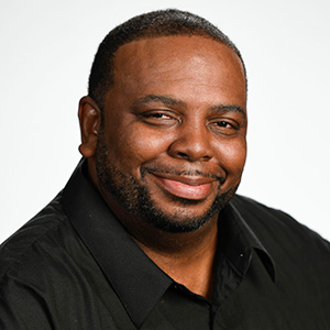 antonio holland